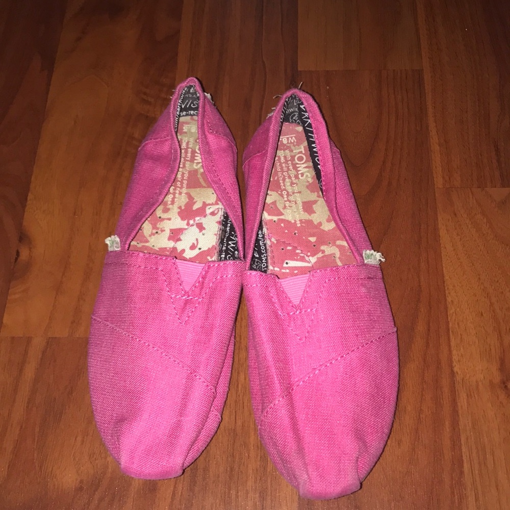 Pink Toms